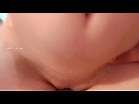 ❤️ میری بہن کے کمرے میں سو رہی تھی اور اسی طرح میں جاگ گئی۔ ہم پر ur.porngifer.ru